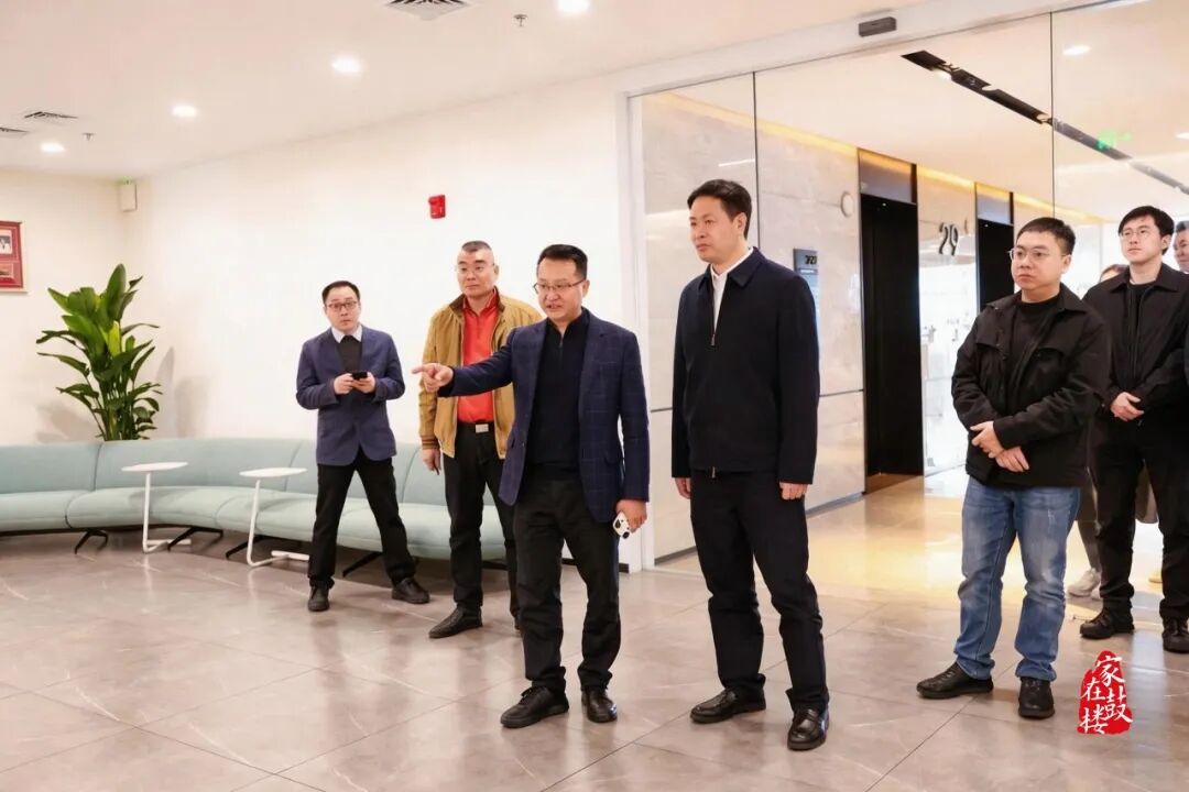 区委主要领导走访调研企业