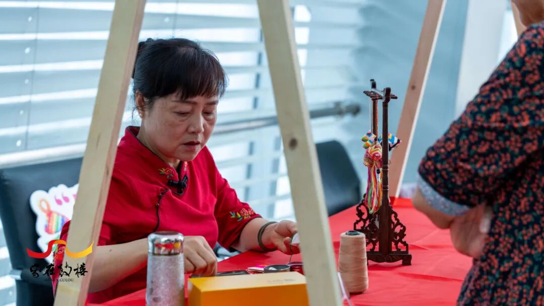 摊位-五彩粽工艺展示.jpg
