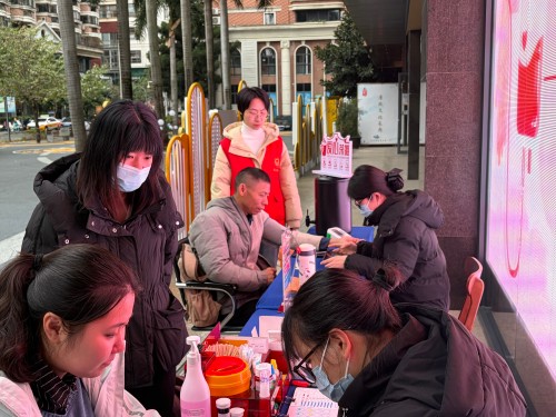 3月5日,温泉街道汤边社区:“学雷锋 献热血 暖人心”志愿服务活动10